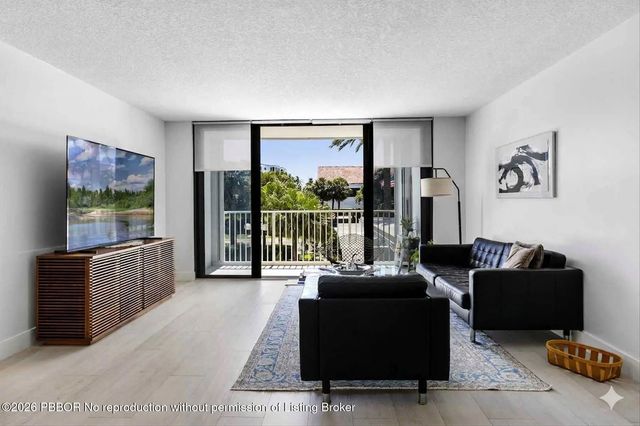 4 of 24 - 2860 S Ocean Boulevard 216, Palm Beach, FL