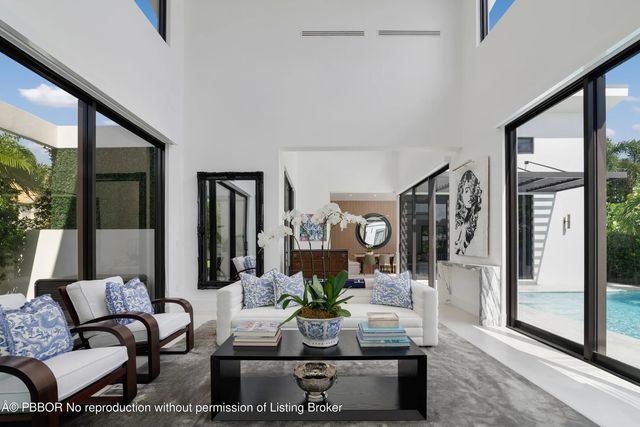 3 of 28 - 4444 Washington Road, West Palm Beach, FL