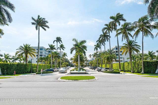 4 of 40 - 44 Cocoanut Row 222b, Palm Beach, FL