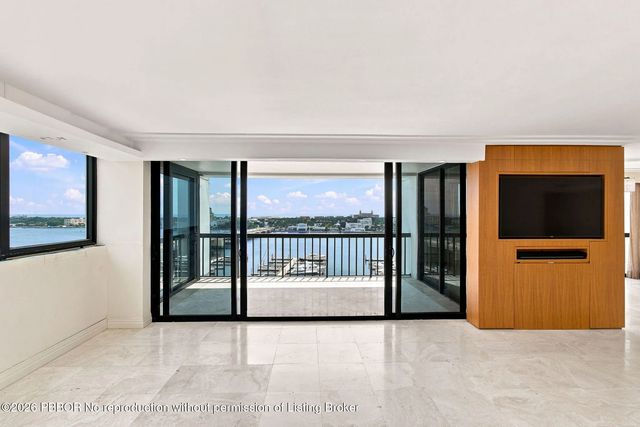 5 of 40 - 400 N Flagler Drive 1701, West Palm Beach, FL