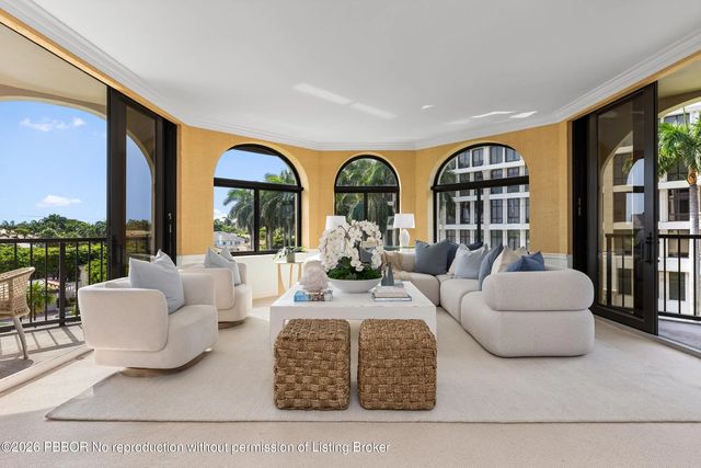 200 Bradley Place 301, Palm Beach