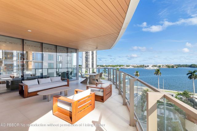 2 of 25 - 1333 S Flagler Drive 402, West Palm Beach, FL