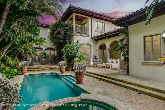 446 Brazilian Avenue, Palm Beach
