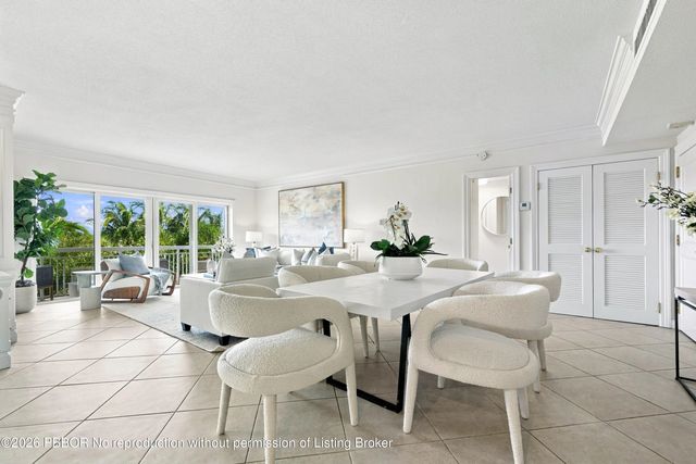 4 of 36 - 250 Bradley Place 504, Palm Beach, FL