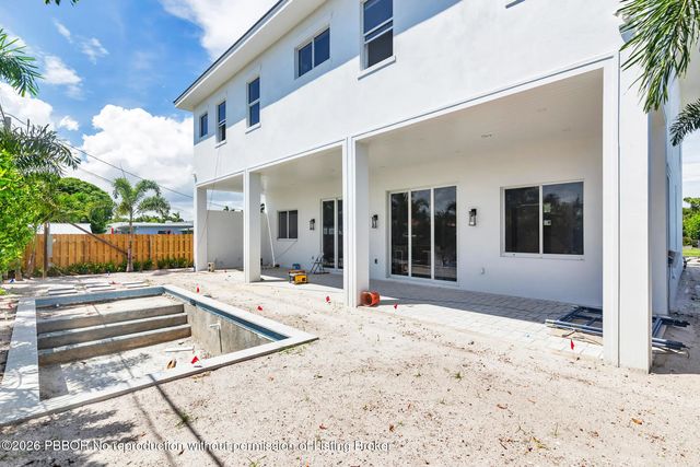 5 of 7 - 354 Laurie Road, West Palm Beach, FL