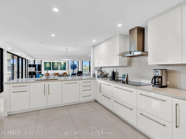 5 of 51 - 3300 S Ocean Boulevard 108s, Palm Beach, FL