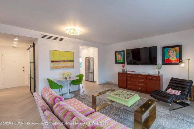 3 of 38 - 250 Bradley Place 502, Palm Beach, FL