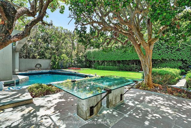 5 of 22 - 1496 N Lake Way, Palm Beach, FL