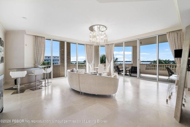 3 of 54 - 3000 S Ocean Boulevard 402, Palm Beach, FL