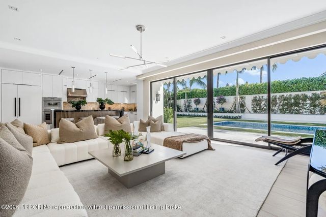 5 of 15 - 150 El Vedado Road, Palm Beach, FL