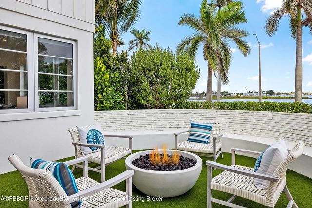 2 of 34 - 2745 S Flagler Drive, West Palm Beach, FL