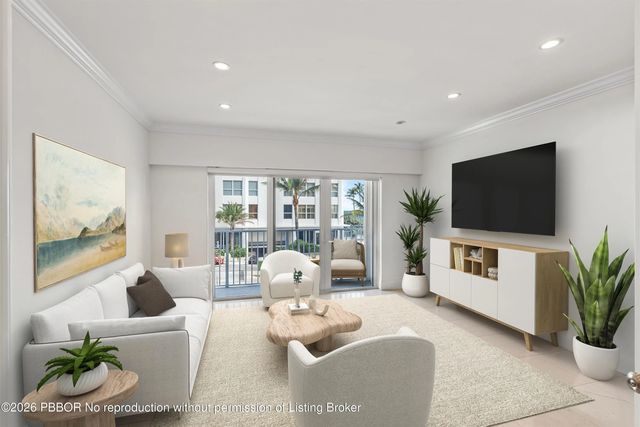 4 of 19 - 350 S Ocean Boulevard 204, Palm Beach, FL