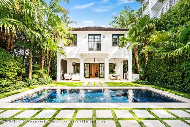 412 Brazilian Avenue, Palm Beach
