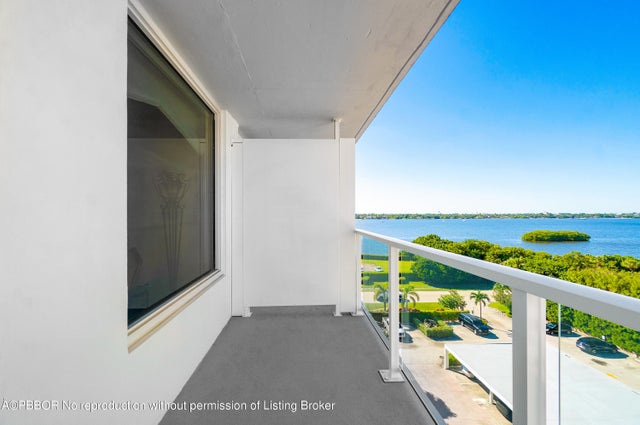 2 of 43 - 3450 S Ocean Boulevard #625, Palm Beach, FL