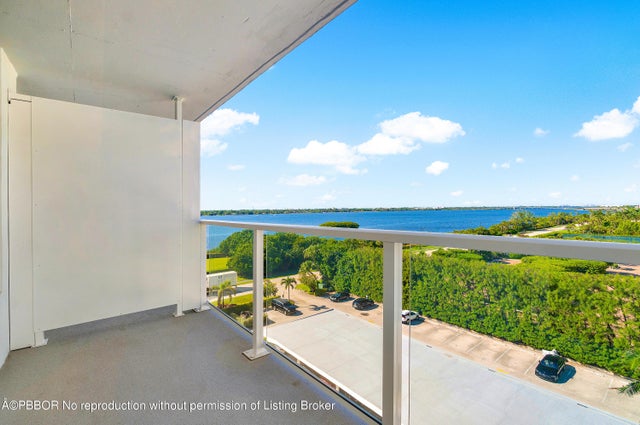 5 of 43 - 3450 S Ocean Boulevard #625, Palm Beach, FL