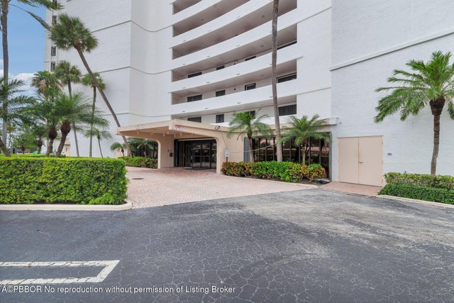 2 of 30 - 5200 N Flagler Drive #1801, West Palm Beach, FL