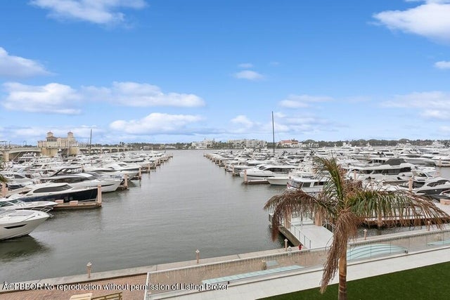 4 of 13 - 400 N Flagler Drive #501, West Palm Beach, FL