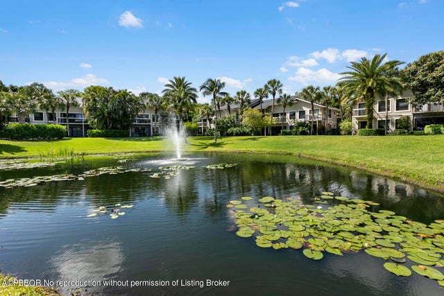 2 of 28 - 11863 Wimbledon Circle #450, Wellington, FL