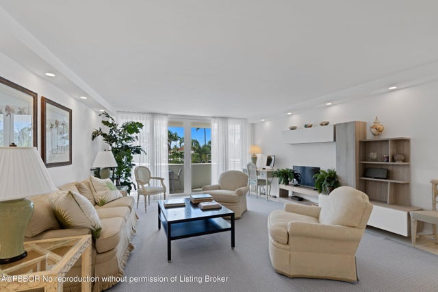 4 of 15 - 130 Sunrise Avenue #2150, Palm Beach, FL