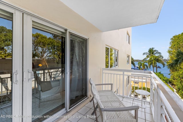 1 of 16 - 250 Bradley Place #307, Palm Beach, FL
