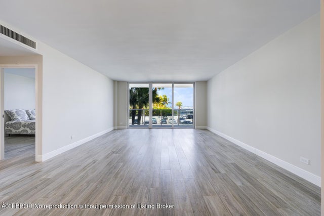 4 of 16 - 2800 N Flagler Drive #207, West Palm Beach, FL