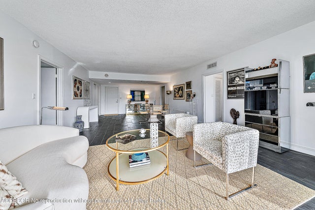 3 of 17 - 2760 S Ocean Boulevard #310, Palm Beach, FL