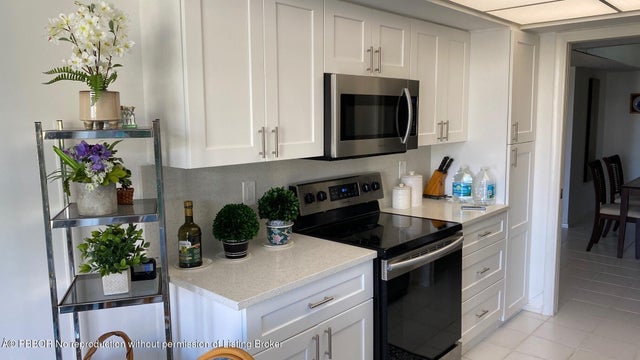 5 of 17 - 2778 S Ocean Boulevard #306s, Palm Beach, FL