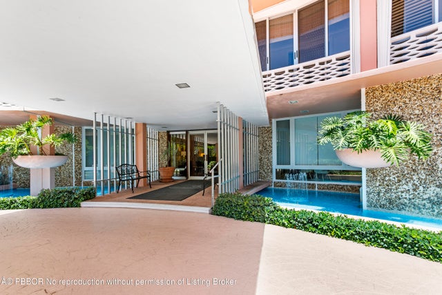 3 of 49 - 315 S Lake Drive #3f, Palm Beach, FL