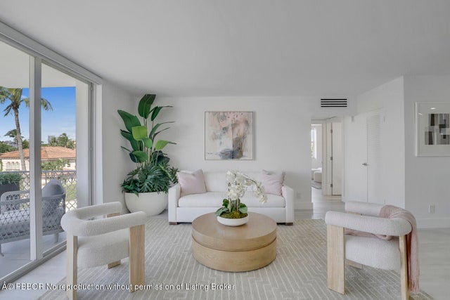 4 of 21 - 354 Chilean Avenue #4d, Palm Beach, FL