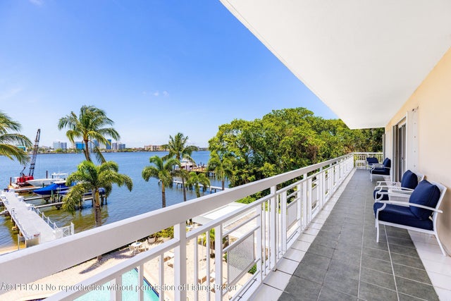 3 of 29 - 250 Bradley Place #408, Palm Beach, FL