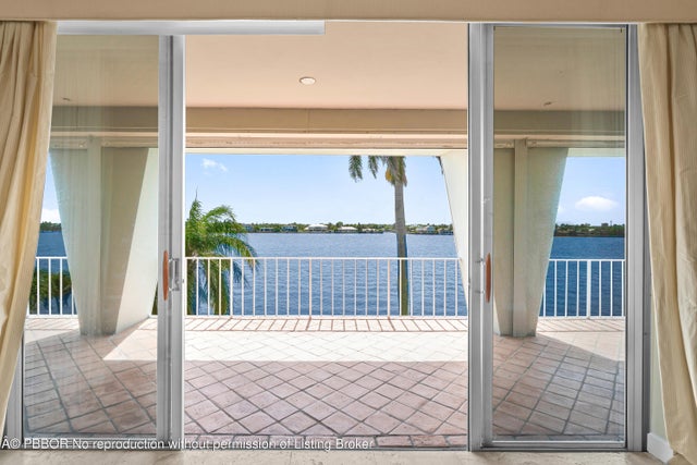 4 of 43 - 2160 Ibis Isle Road #9, Palm Beach, FL