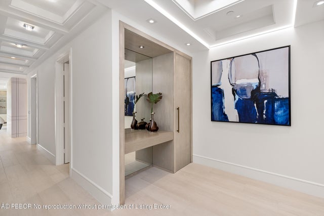 1 of 33 - 150 Bradley Place #112, Palm Beach, FL