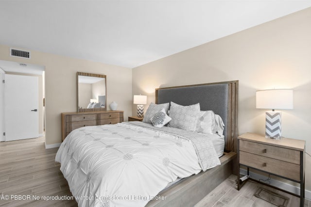 4 of 13 - 3540 S Ocean Boulevard #611, Palm Beach, FL
