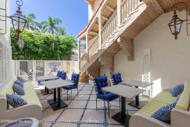 3 of 52 - 236 Phipps Plaza #202, Palm Beach, FL