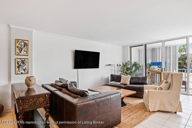 5 of 17 - 2860 S Ocean Boulevard #208, Palm Beach, FL