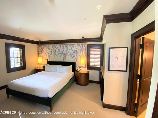 3 of 42 - 301 Australian Avenue #306, Palm Beach, FL