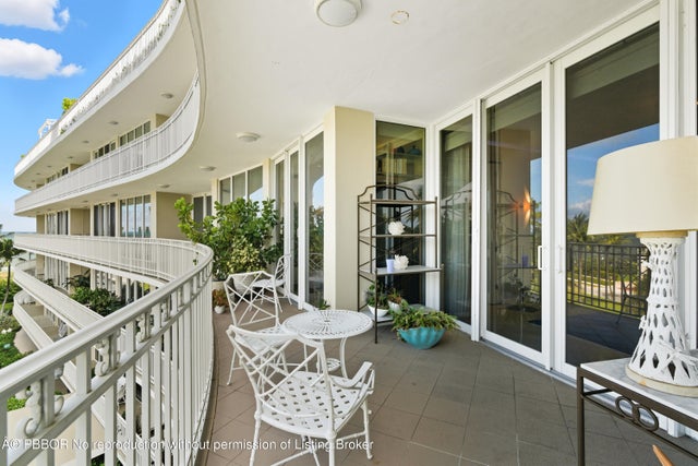 4 of 32 - 100 Royal Palm Way #f4, Palm Beach, FL