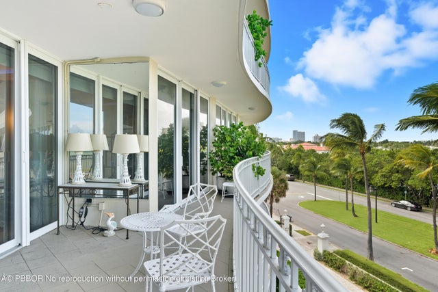 5 of 32 - 100 Royal Palm Way #f4, Palm Beach, FL