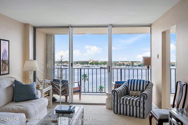 1 of 19 - 1801 S Flagler Drive #1206, West Palm Beach, FL
