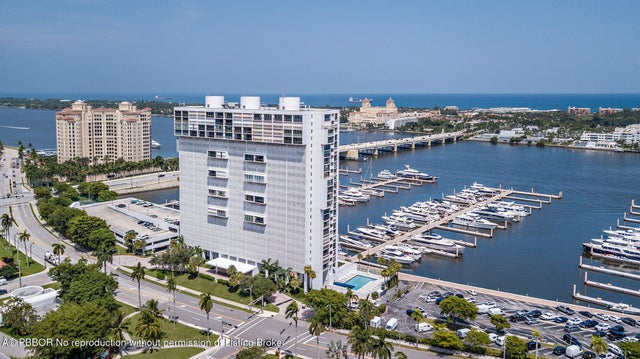 4 of 12 - 400 N Flagler Drive #1403, West Palm Beach, FL