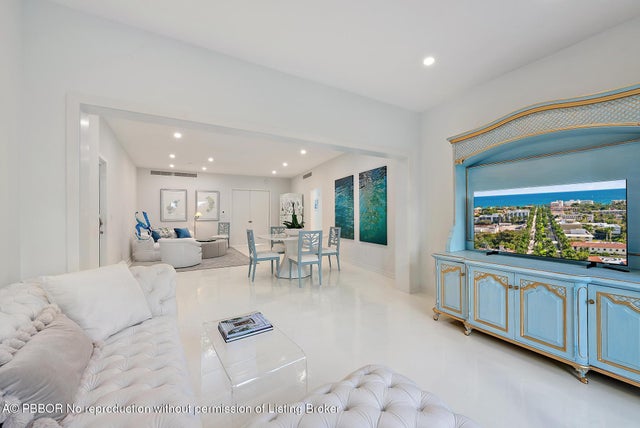 3 of 31 - 300 S Ocean Boulevard #2e, Palm Beach, FL