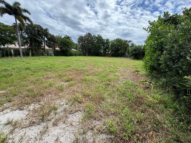 242 E Lakewood Road, West Palm Beach