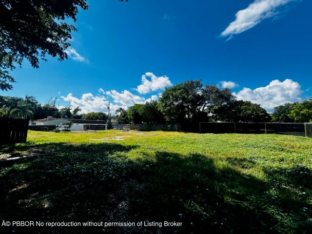 3 of 3 - 200 Miramar Way, West Palm Beach, FL