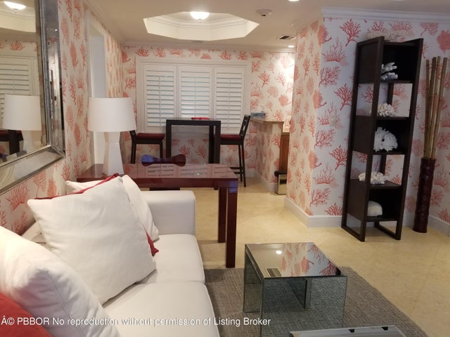 4 of 13 - 251 Oleander Avenue #4, Palm Beach, FL