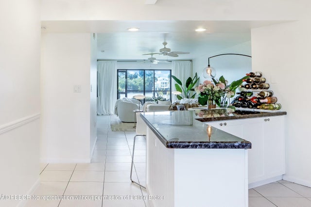 3 of 12 - 3525 S Ocean Boulevard #108, Palm Beach, FL