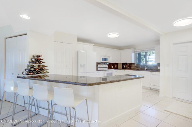 4 of 12 - 3525 S Ocean Boulevard #108, Palm Beach, FL