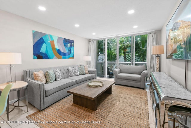 3 of 23 - 227 Brazilian Avenue #2h, Palm Beach, FL