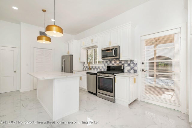 2 of 39 - 232 Rugby Road, West Palm Beach, FL