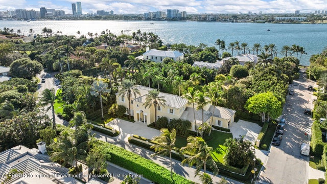 1 of 19 - 510 N Lake Way, Palm Beach, FL