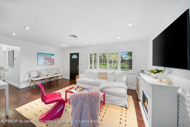 5 of 18 - 145 Gregory Place, West Palm Beach, FL